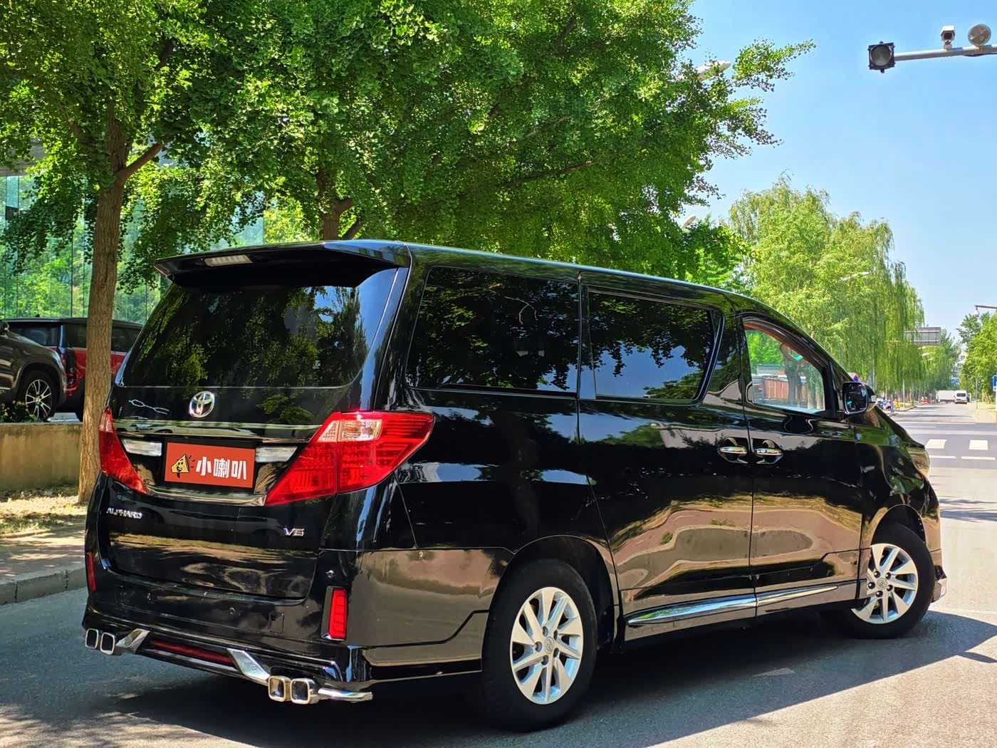 2013 Toyota Alphard Black, 86,000 km, China export – photo 6