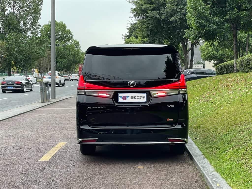 2017 Toyota Alphard Black, 25,000 km, China export – photo 5