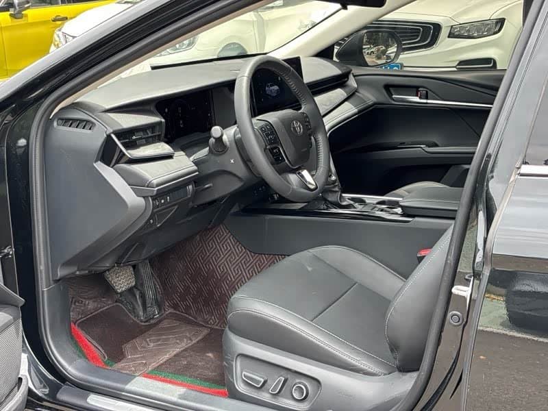 2024 Toyota Camry Black, 21,000 km, China export – photo 7