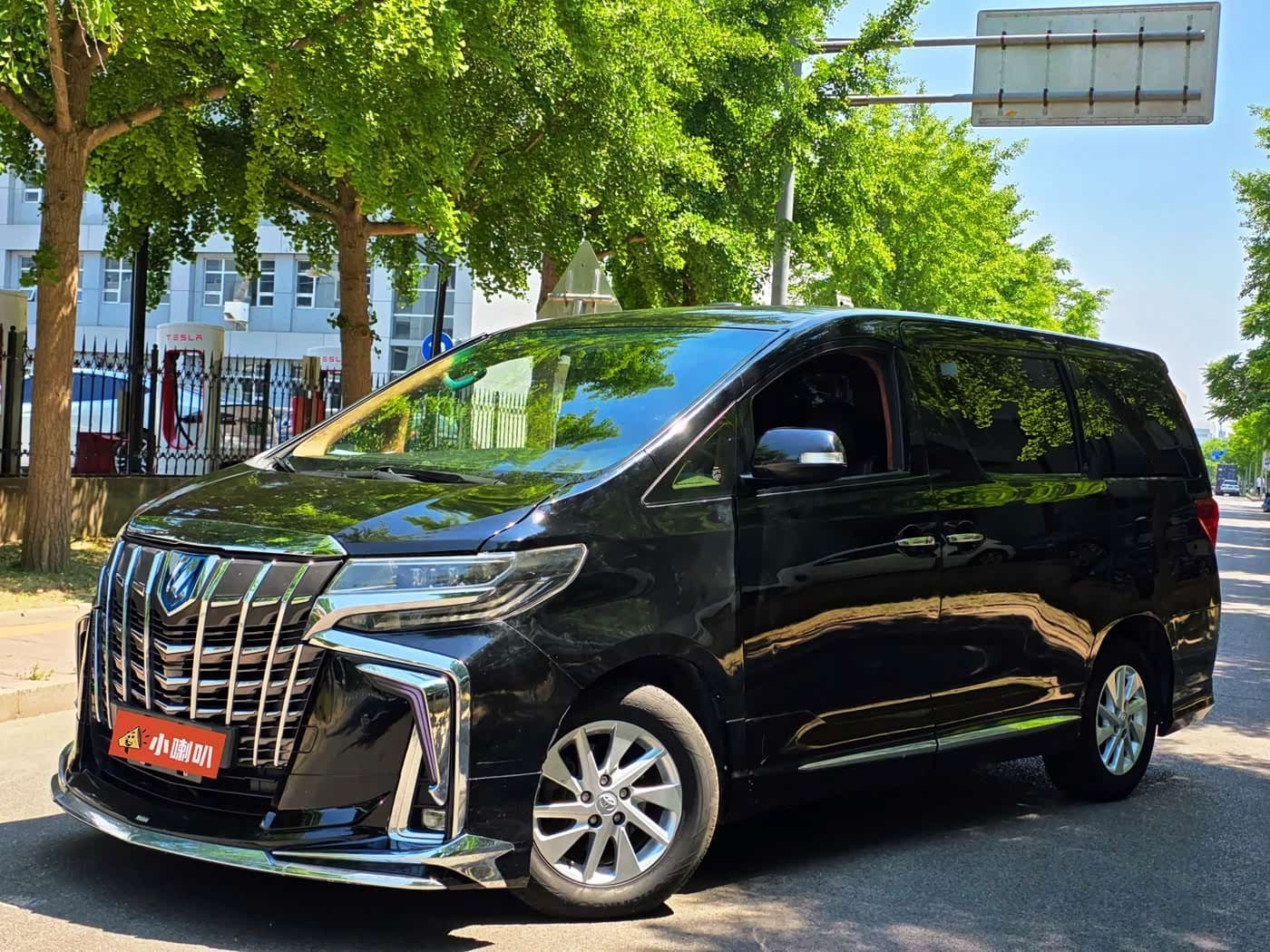 2013 Toyota Alphard Black, 86,000 km, China export – photo 1