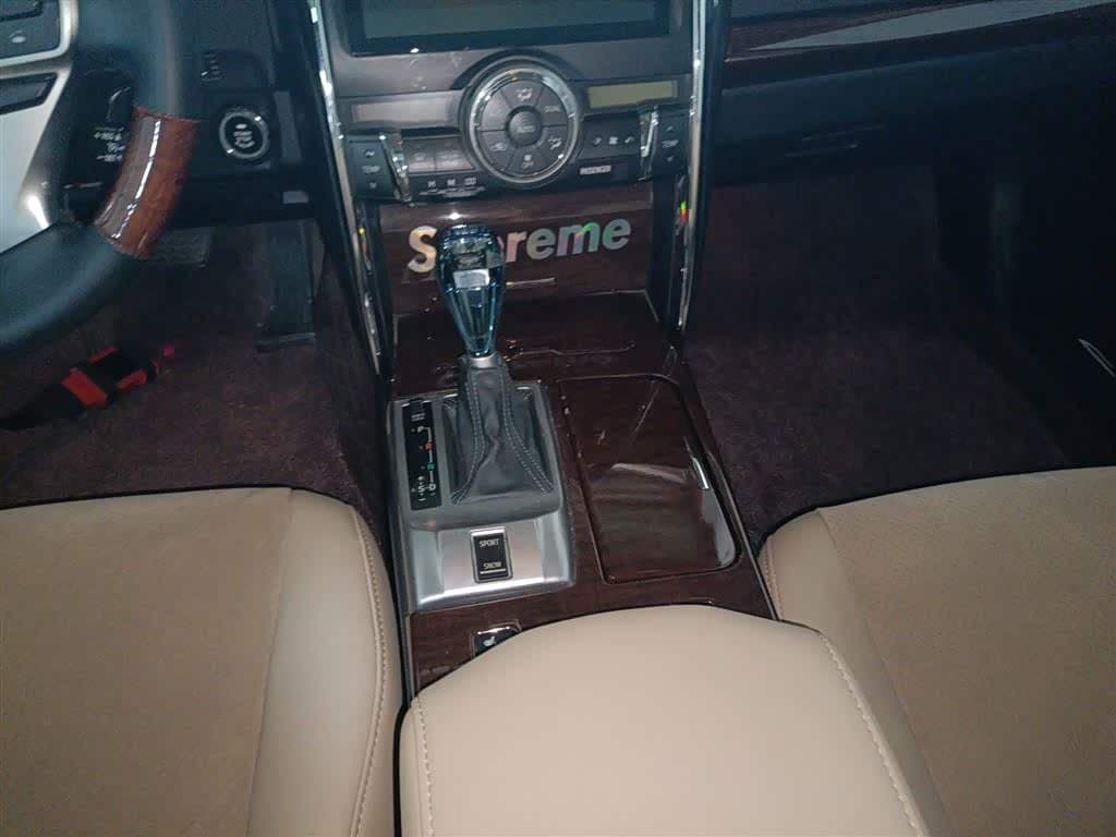 2013 Toyota Reiz 银灰色, 169,000 km, China export – photo 7