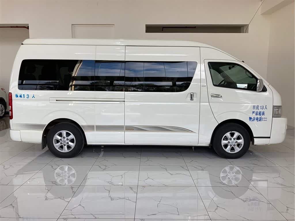 2011 Toyota HIACE White, 190,000 km, China export – photo 7