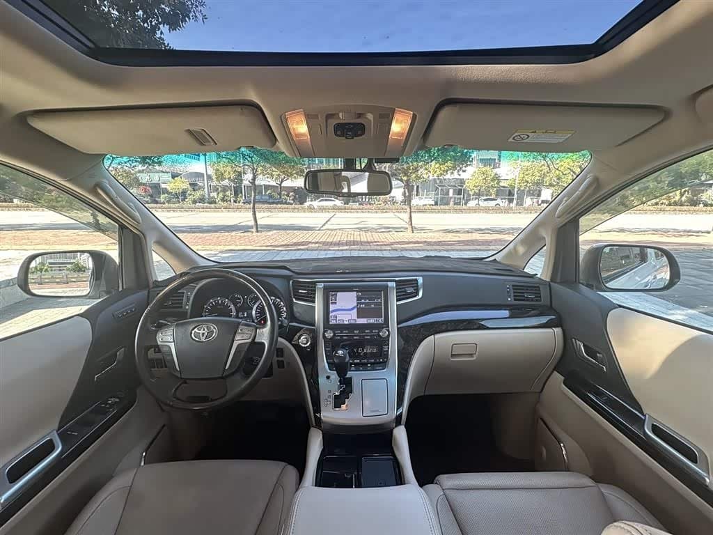 2012 Toyota Alphard White, 129,000 km, China export – photo 5