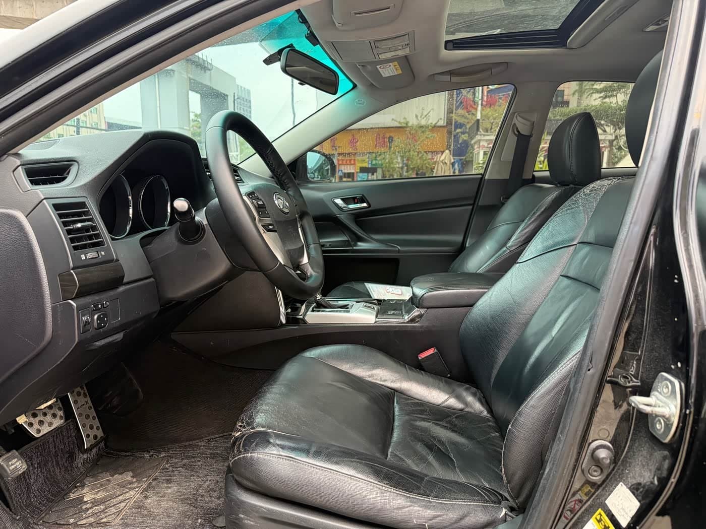 2012 Toyota Reiz Black, 136,000 km, China export – photo 6