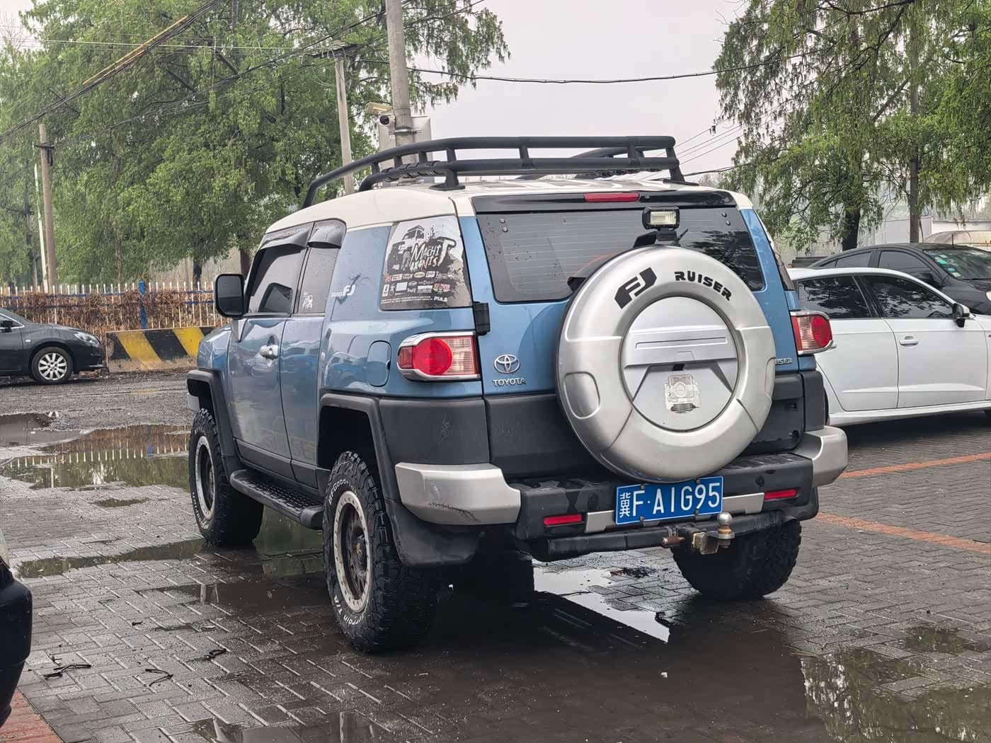 -- Toyota FJ Cruiser Blue, 55,000 km, China export – photo 6