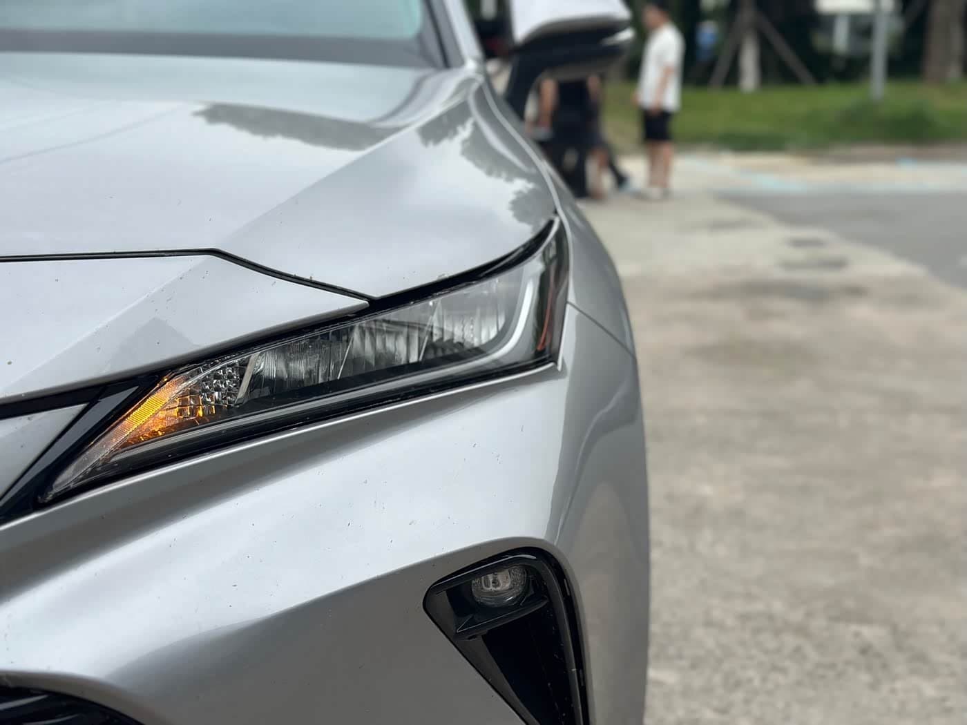2022 Toyota Venza 银灰色, 30,000 km, China export – photo 5
