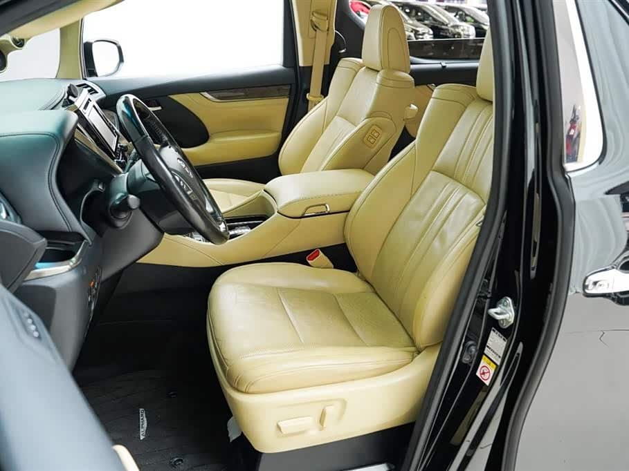 2018 Toyota Alphard Black, 70,000 km, China export – photo 3