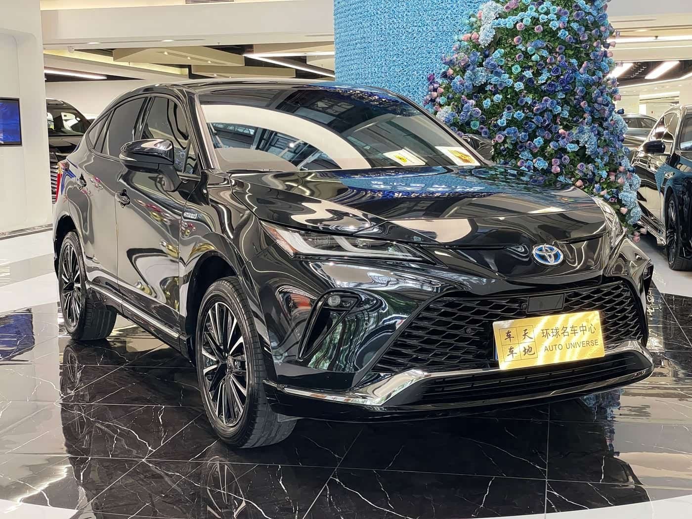 2023 Toyota Venza Black, 25,000 km, China export – photo 3