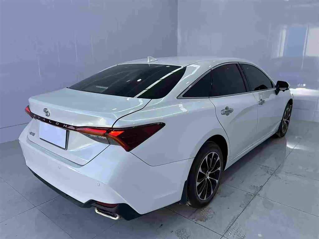 2023 Toyota Avalon White, 7,500 km, China export – photo 5