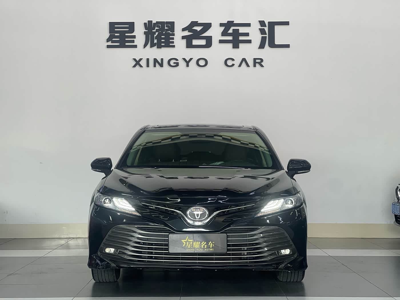 2017 Toyota Camry Black, 87,000 km, China export – photo 4