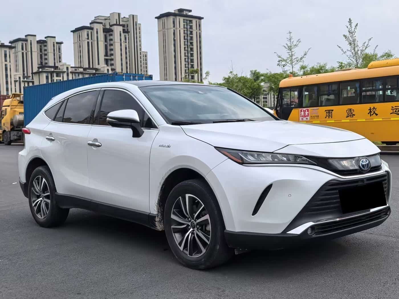 2023 Toyota Lingfang HARRIER White, 30,000 km, China export – photo 3