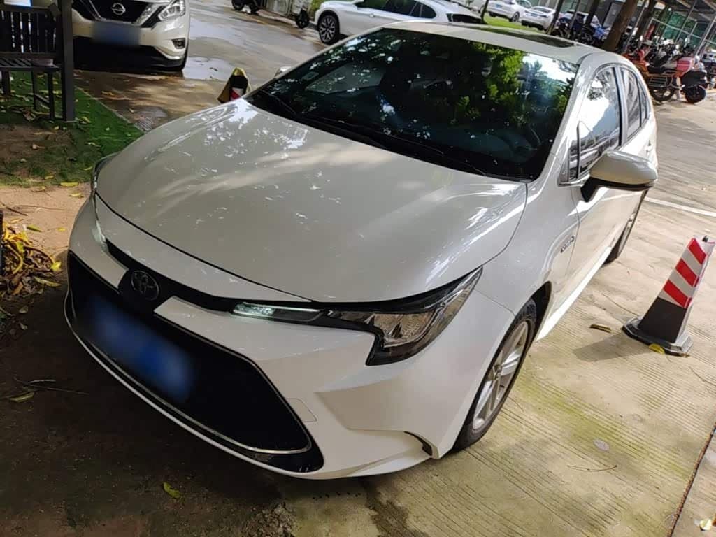 2019 Toyota Levin White, 166,400 km, China export – photo 2