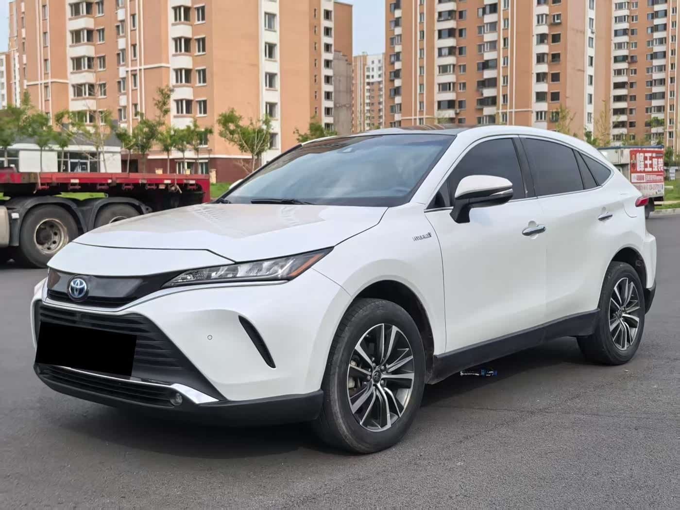 2023 Toyota Lingfang HARRIER White, 30,000 km, China export – photo 1