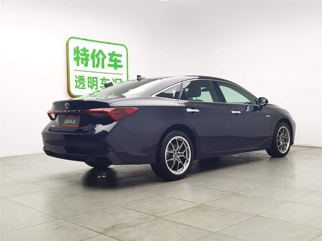 2023 Toyota Avalon Black, 11,600 km, China export – photo 2