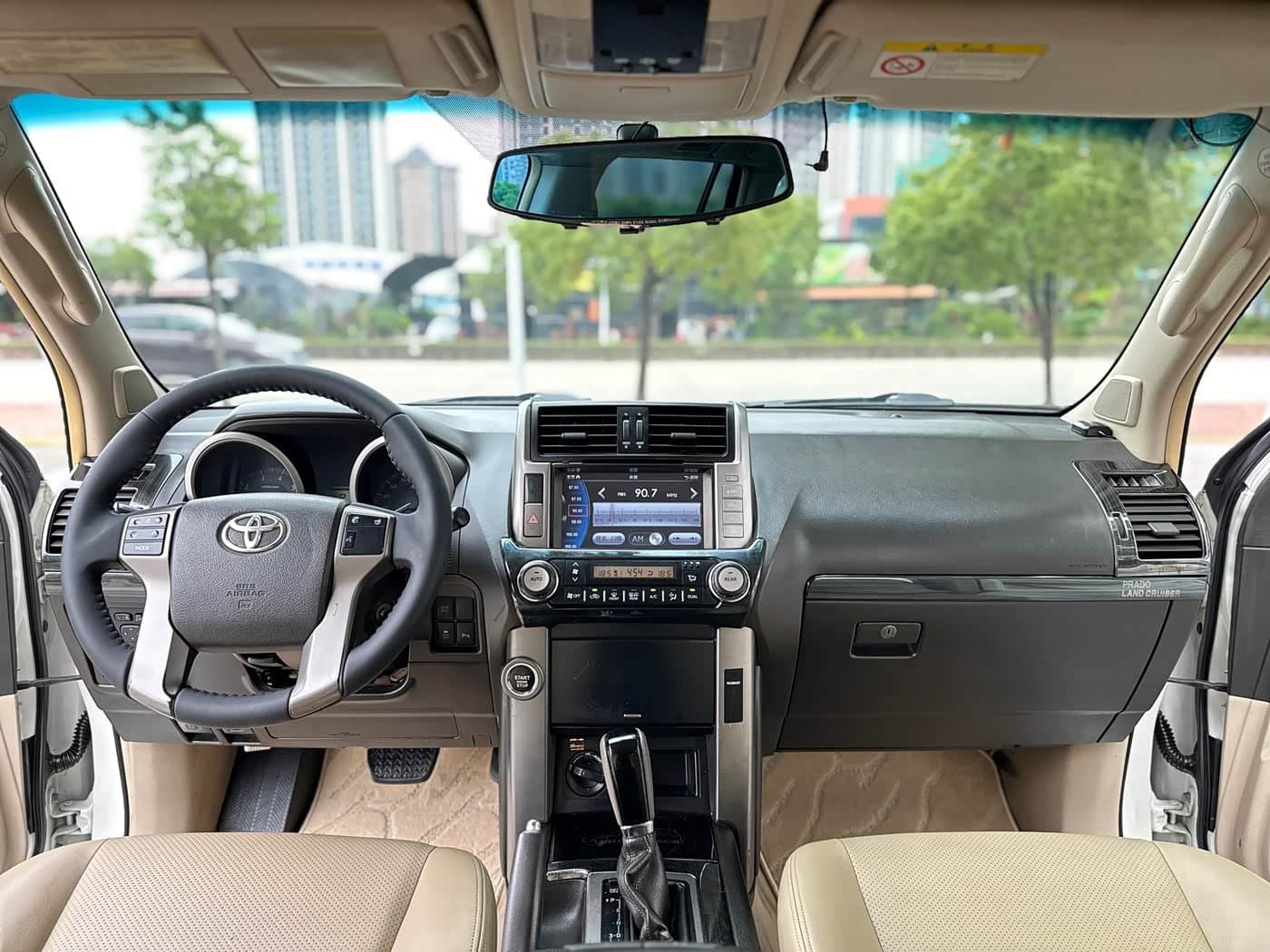 2010 Toyota Prado White, 152,000 km, China export – photo 7