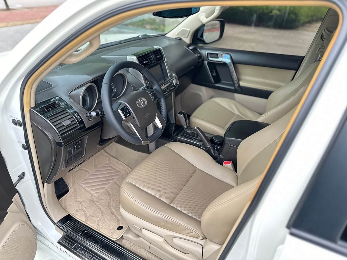 2010 Toyota Prado White, 152,000 km, China export – photo 6