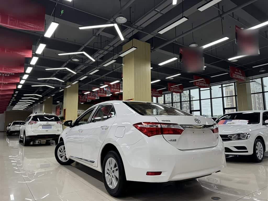 2014 Toyota Corolla White, 72,900 km, China export – photo 5