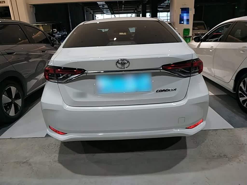 2021 Toyota Corolla White, 71,700 km, China export – photo 6