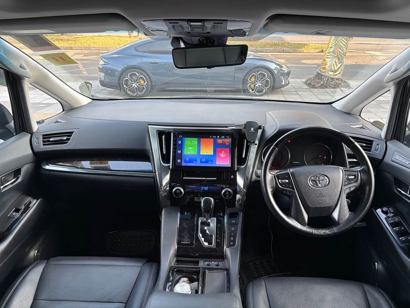 2018 Toyota Alphard Black, 83,010 km, China export – photo 7