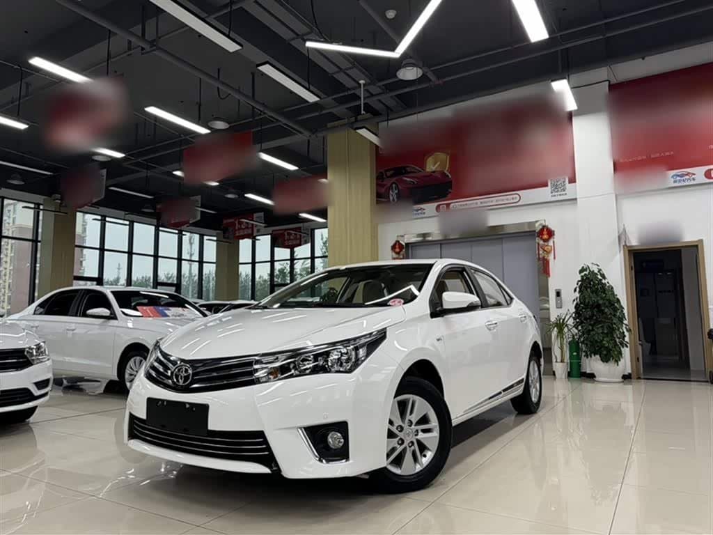 2014 Toyota Corolla White, 72,900 km, China export – photo 2