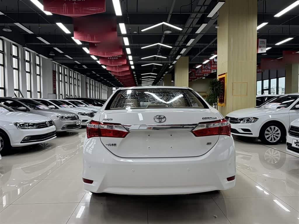 2014 Toyota Corolla White, 72,900 km, China export – photo 6