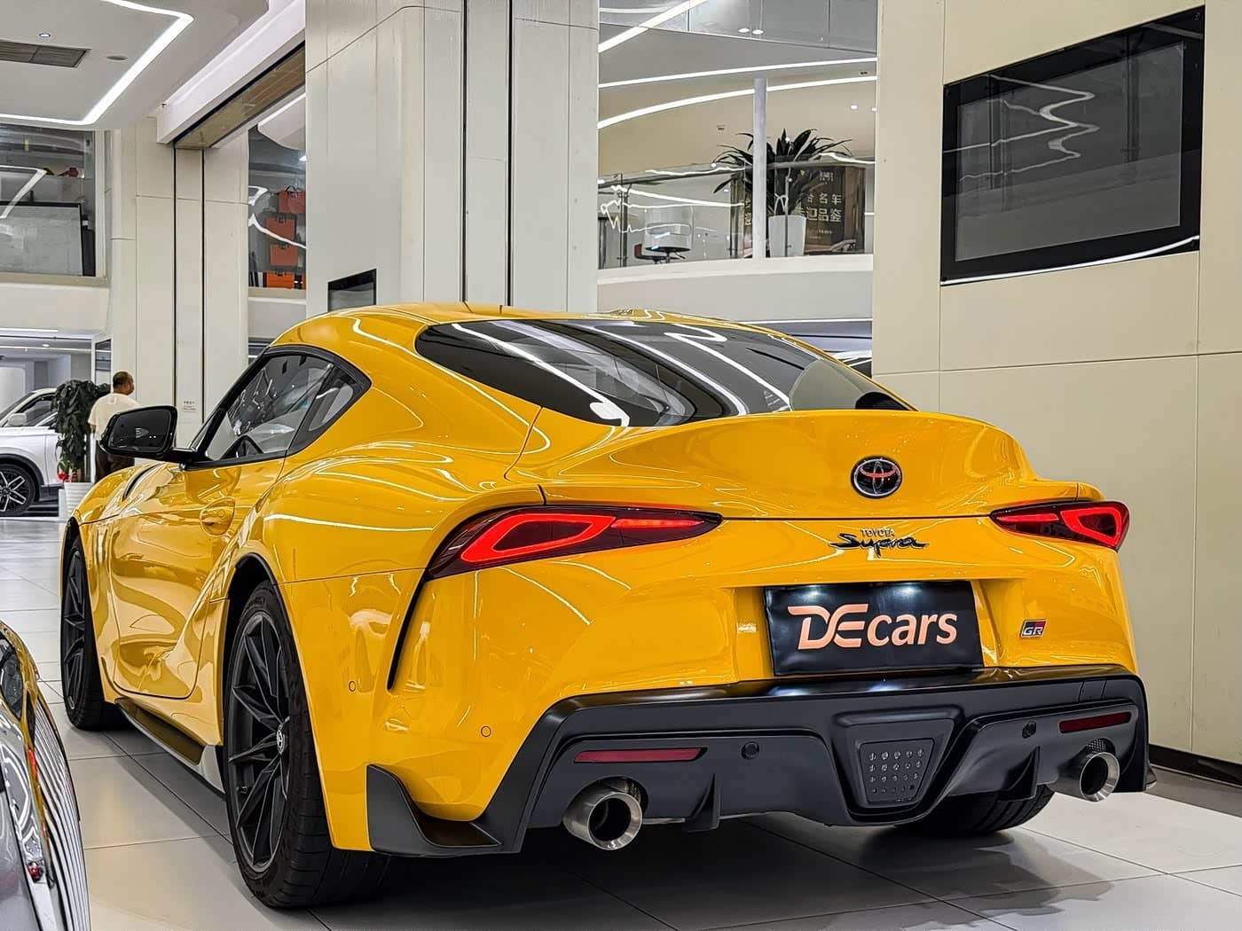 2022 Toyota Supra Yellow, 11,000 km, China export – photo 5