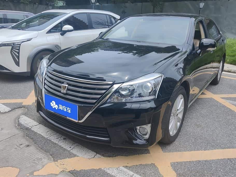 2012 Toyota Crown Black, 88,900 km, China export – photo 1