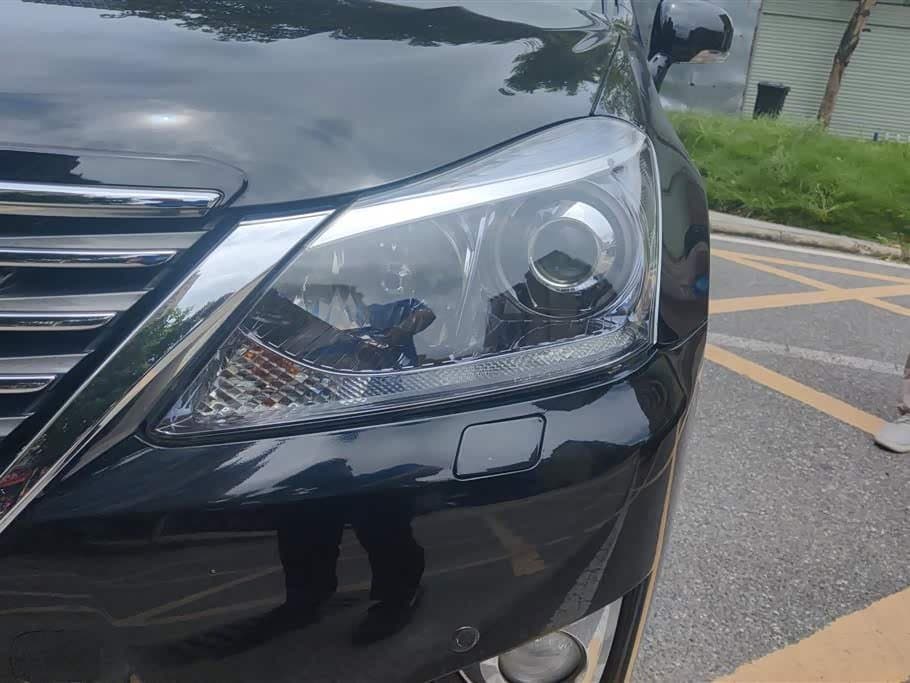 2012 Toyota Crown Black, 88,900 km, China export – photo 5