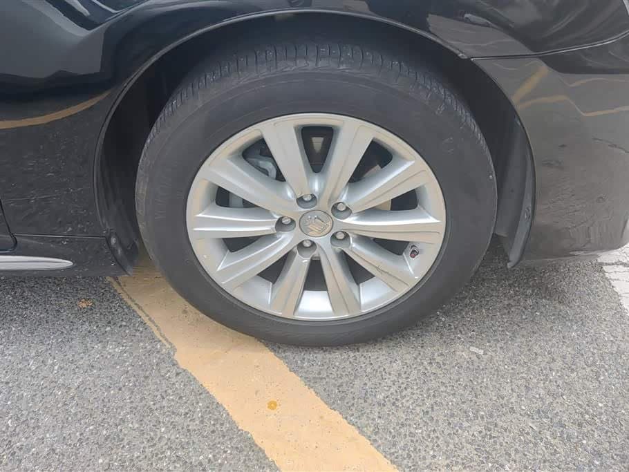 2012 Toyota Crown Black, 88,900 km, China export – photo 6