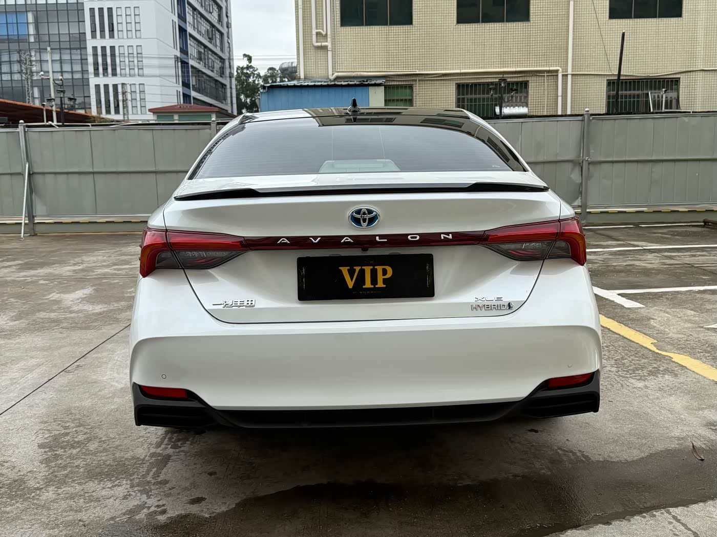 2023 Toyota Avalon White, 41,000 km, China export – photo 5