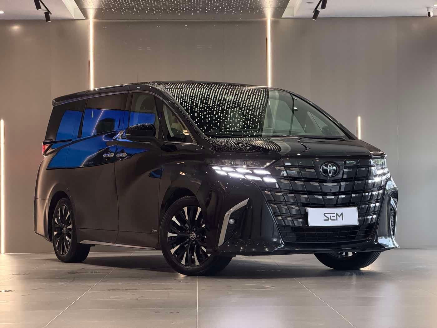 2023 Toyota Alphard Black, 102,000 km, China export – photo 3