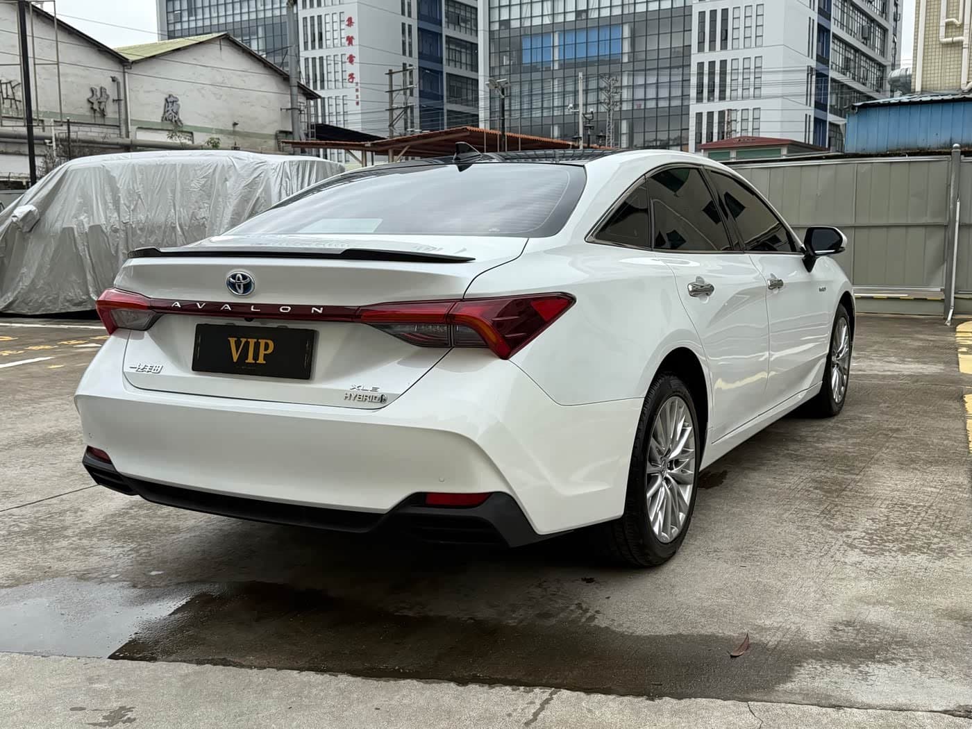 2023 Toyota Avalon White, 41,000 km, China export – photo 6
