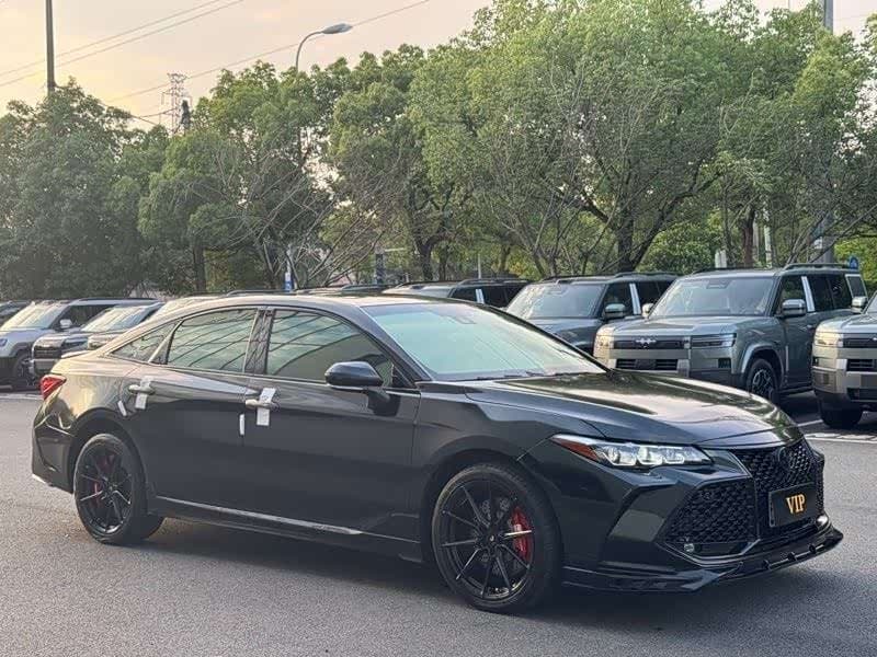 2019 Toyota Avalon Black, 39,000 km, China export – photo 3