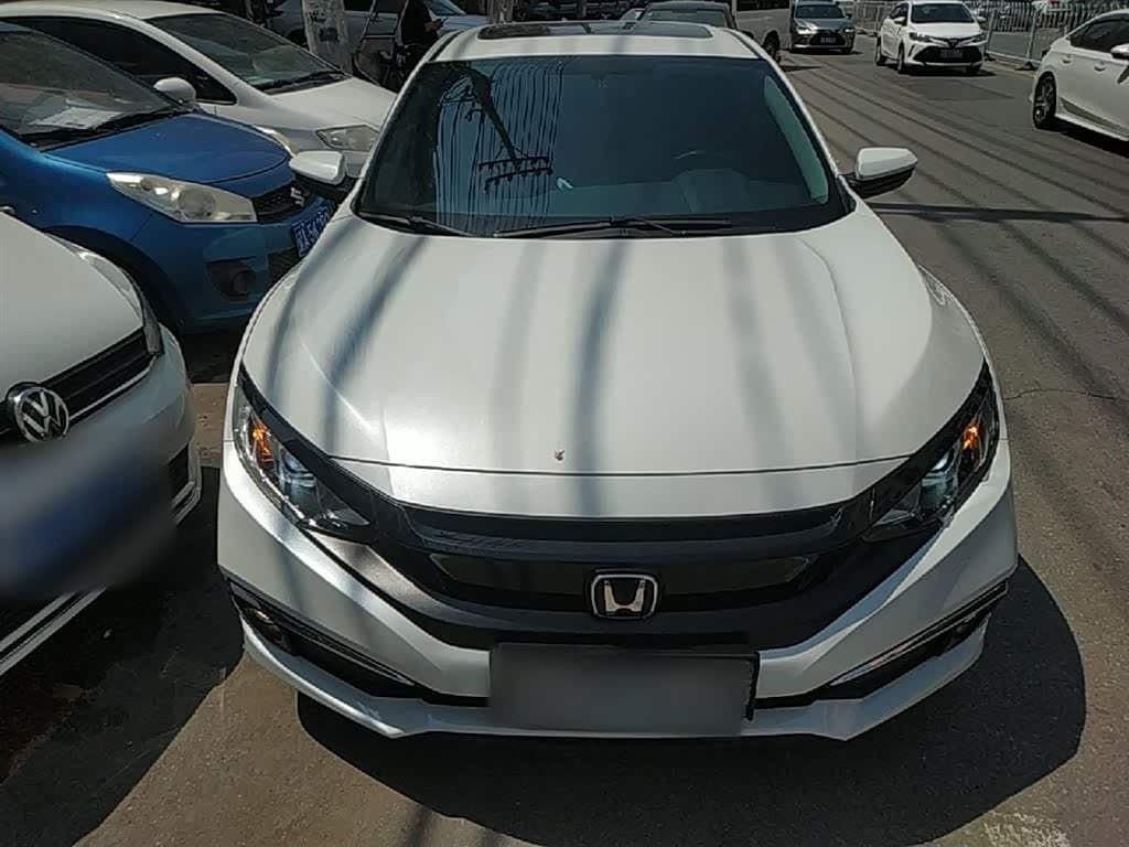 2019 Honda Civic White, 72,300 km, China export – photo 3