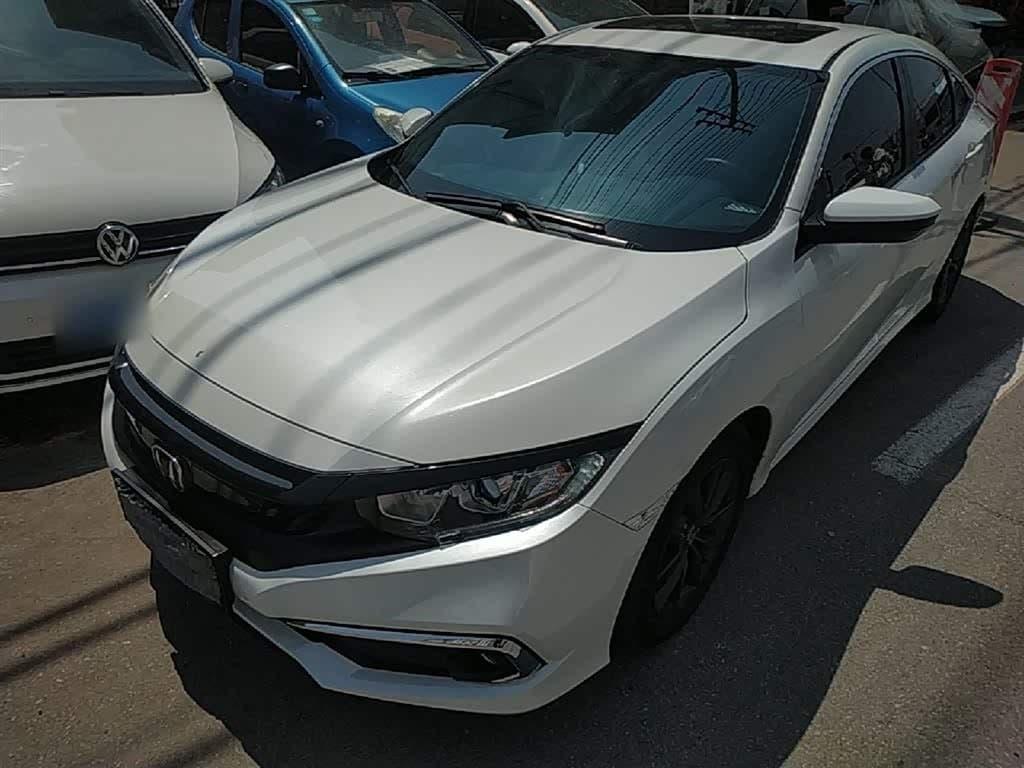 2019 Honda Civic White, 72,300 km, China export – photo 1