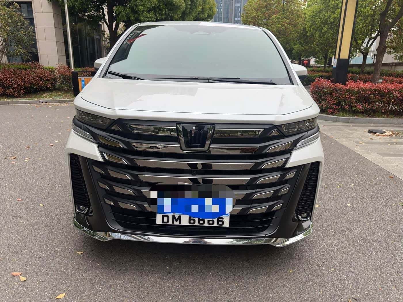 2023 Toyota Vellfire White, 58,000 km, China export – photo 2