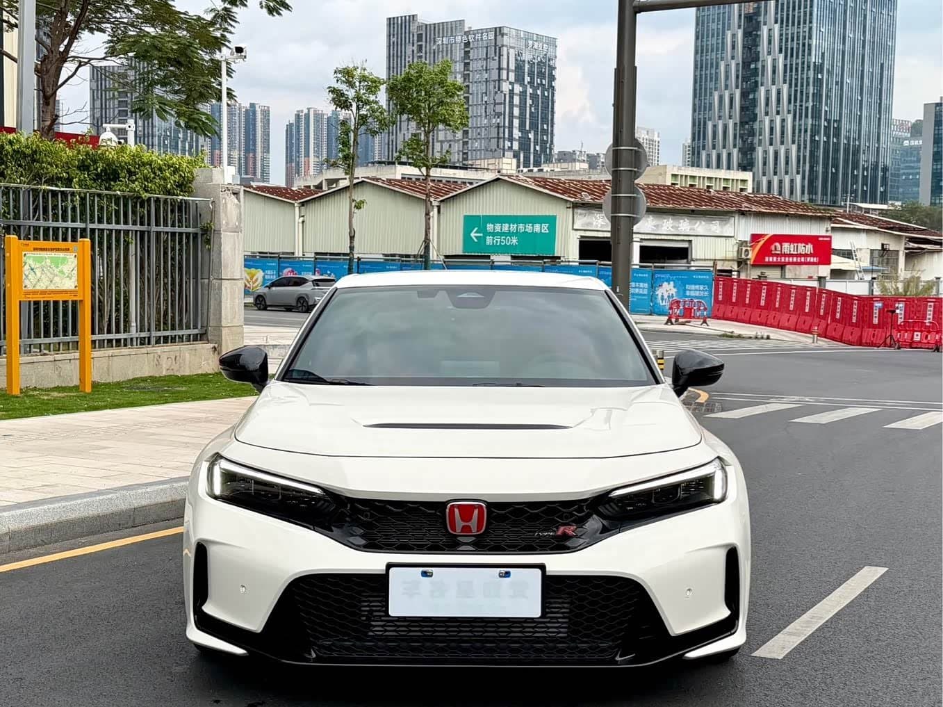 2022 Honda Civic White, 9,000 km, China export – photo 2