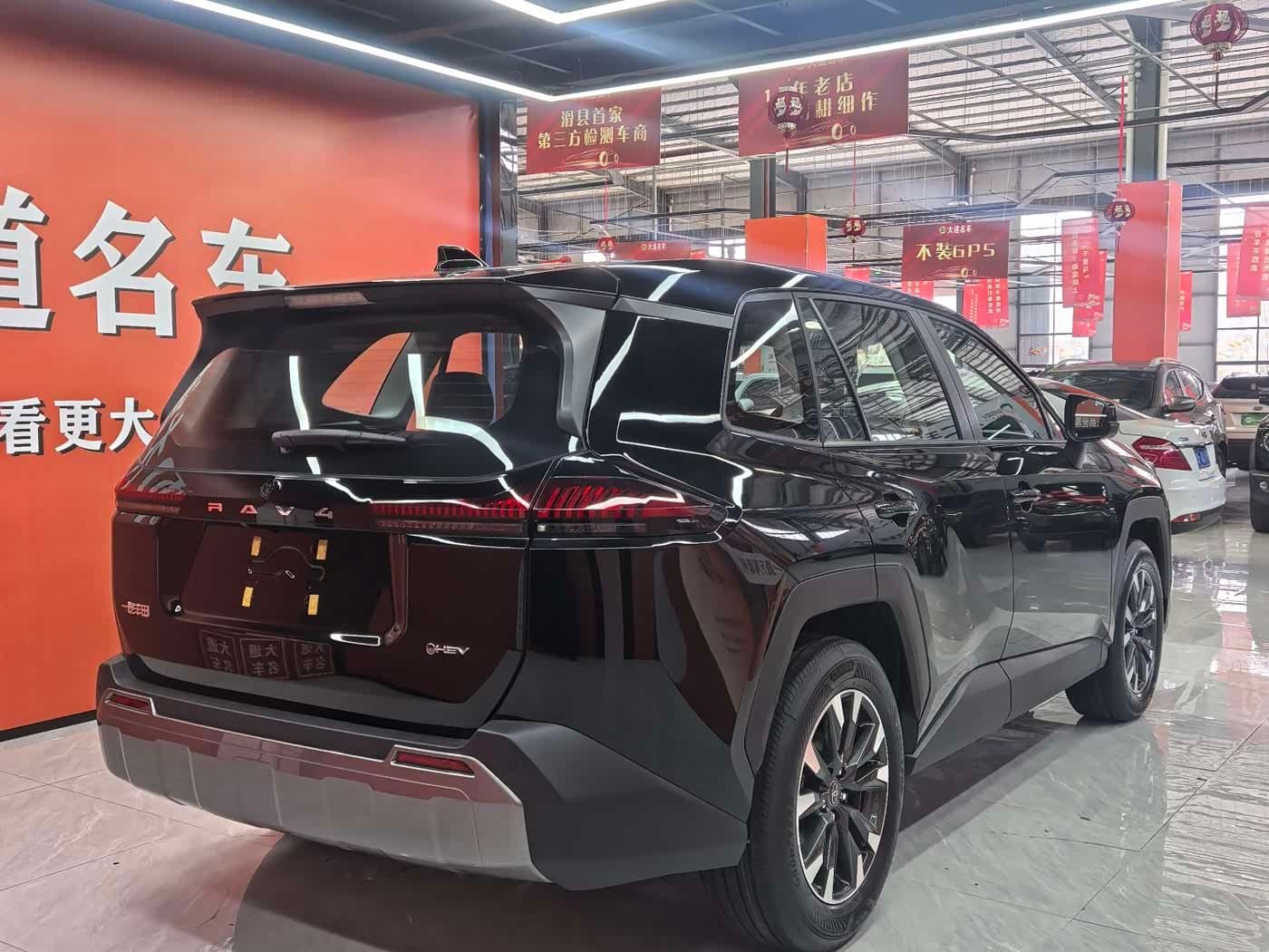 2025 Toyota RAV4 Black, 630 km, China export – photo 4