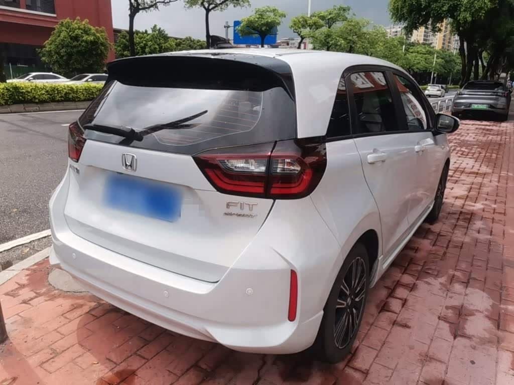 2020 Honda Fit White, 118,500 km, China export – photo 7