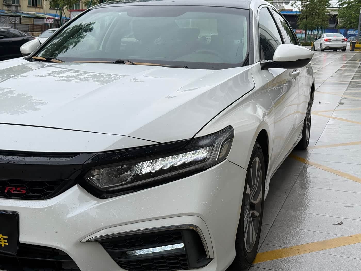 2018 Honda Inspire White, 70,000 km, China export – photo 4
