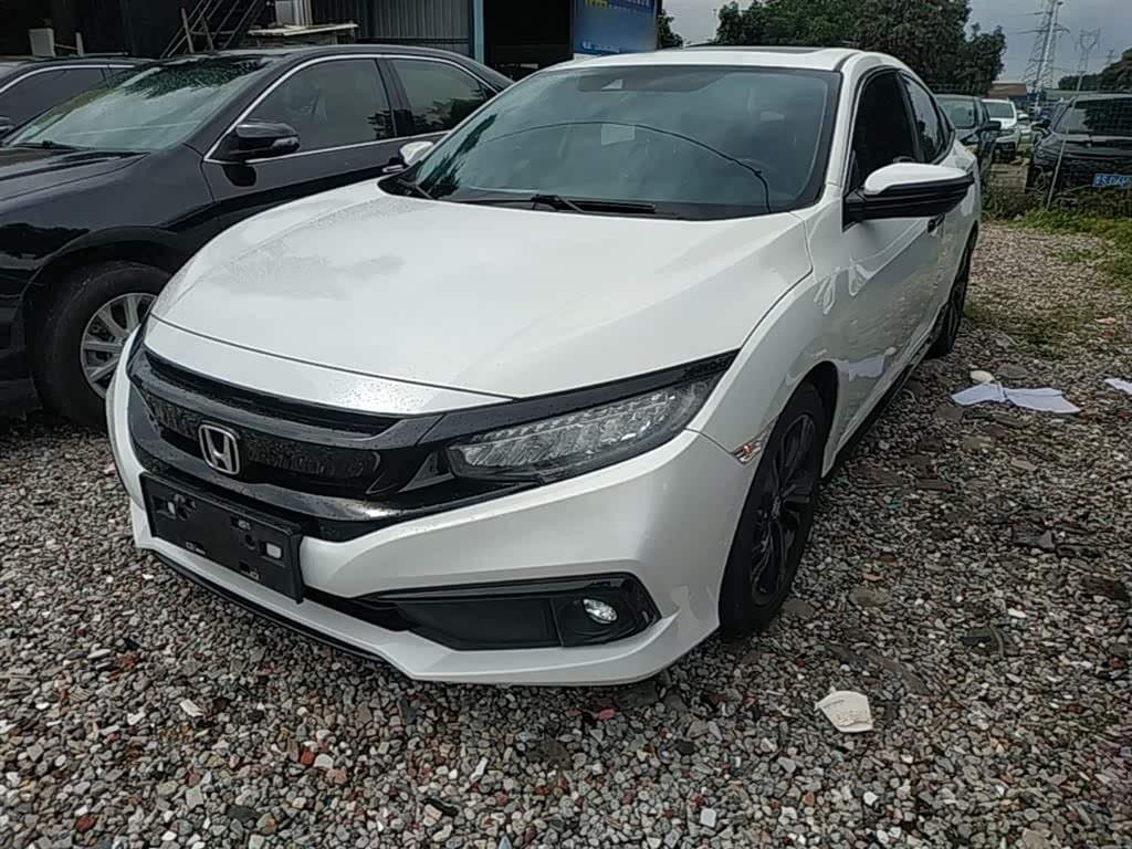 2019 Honda Civic White, 105,100 km, China export – photo 1