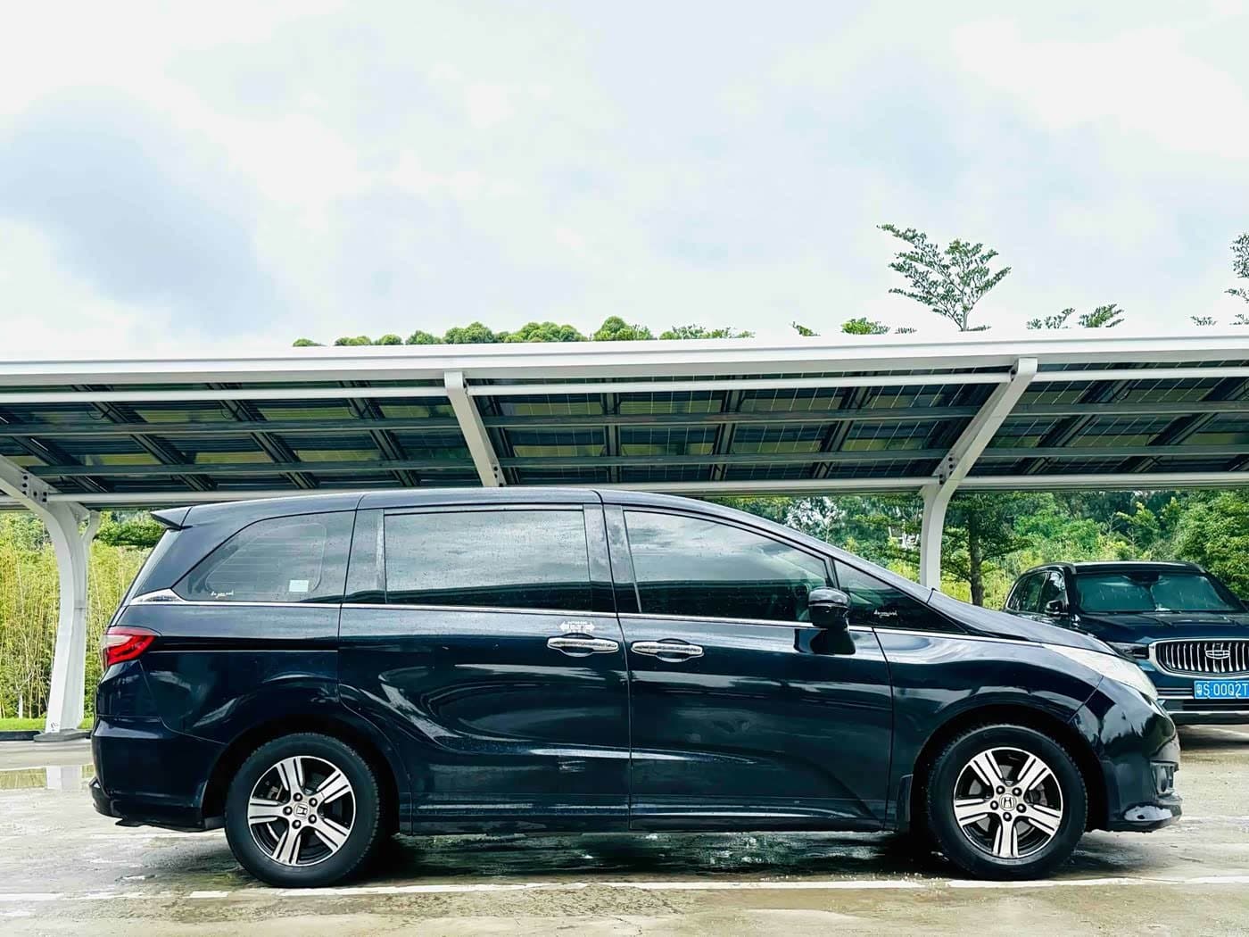 2015 Honda Odyssey Black, 90,000 km, China export – photo 5