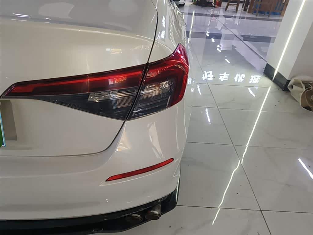 2021 Honda Civic White, 32,900 km, China export – photo 7