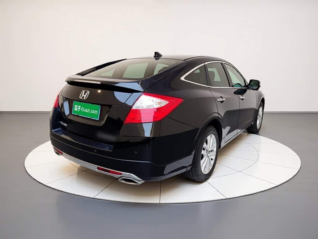 2014 Honda Crosstour Black, 69,900 km, China export – photo 5