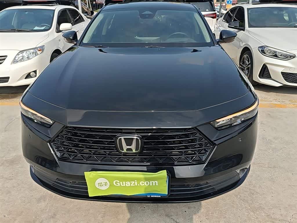 2023 Honda Accord Black, 38,500 km, China export – photo 3