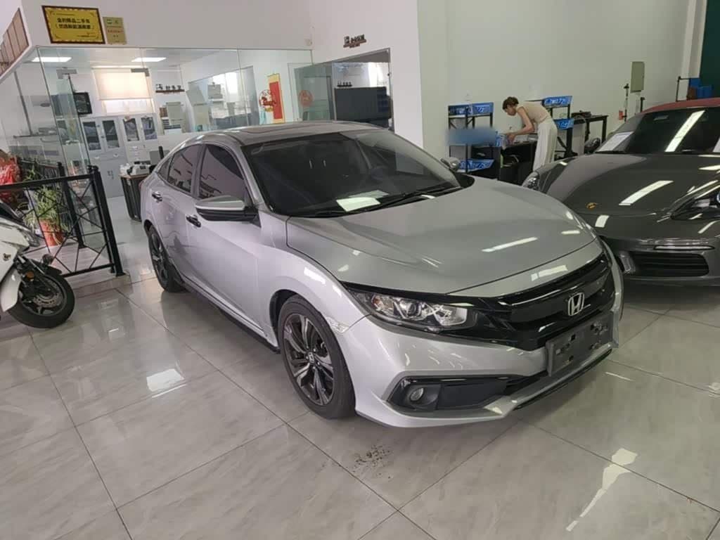 2019 Honda Civic 银灰色, 40,500 km, China export – photo 4