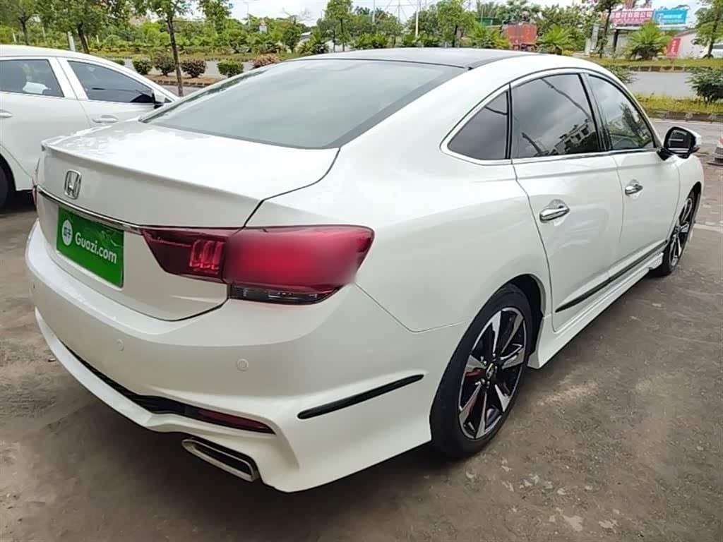 2014 Honda Spirior White, 142,100 km, China export – photo 7
