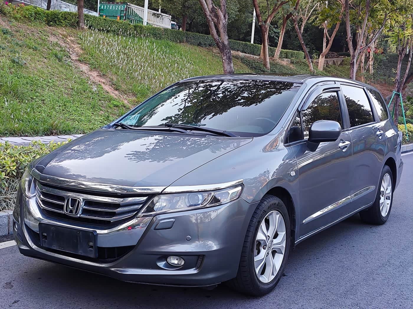2009 Honda Odyssey 银灰色, 180,000 km, China export – photo 2