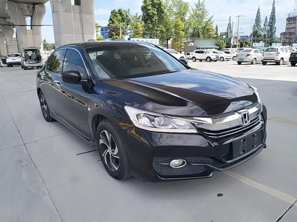 2016 Honda Accord Black, 88,300 km, China export – photo 4