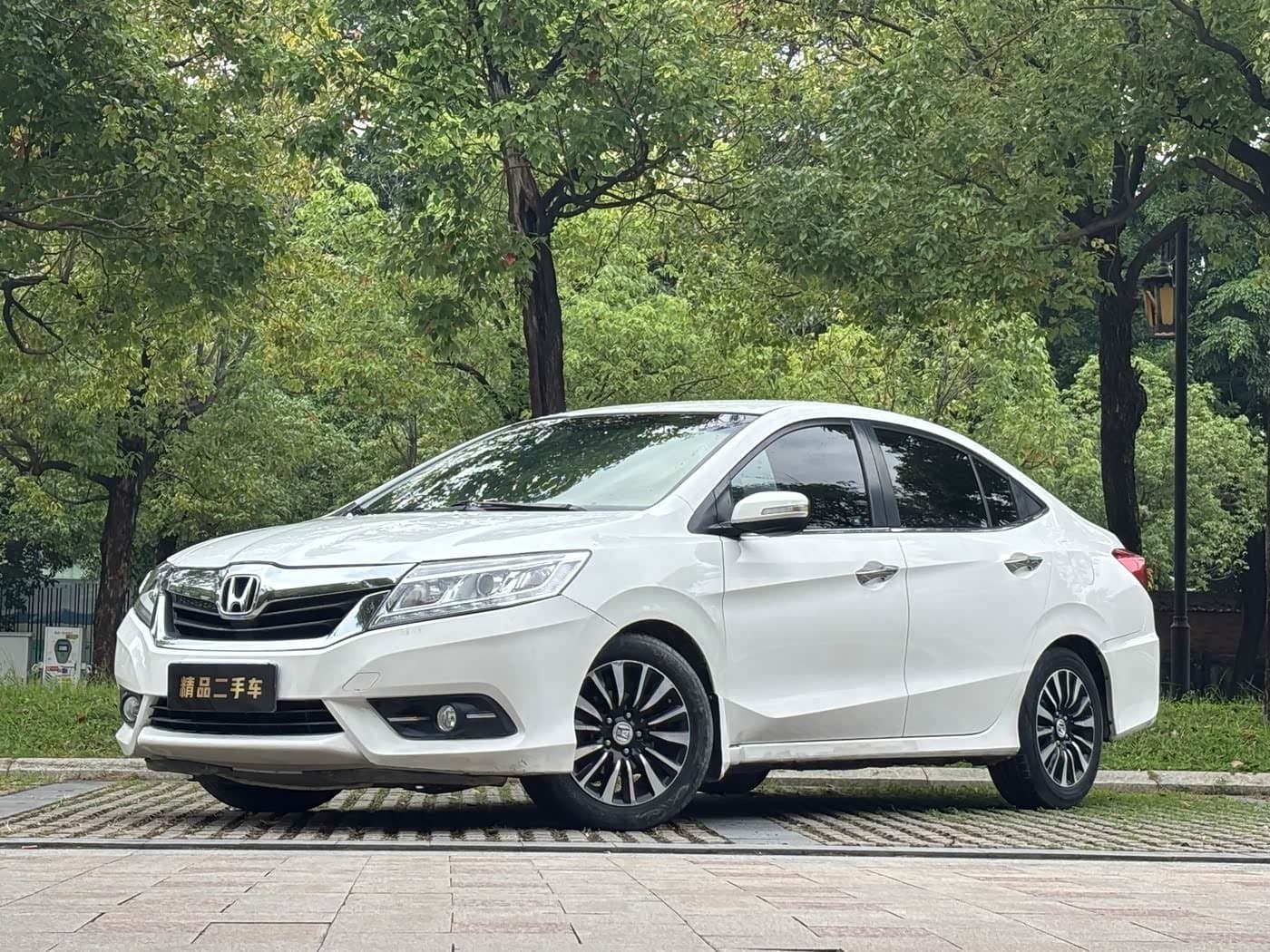 2013 Honda Lingpai White, 120,000 km, China export – photo 1